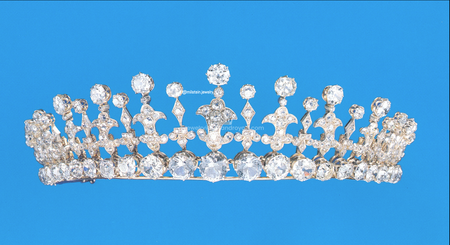 LA DIADEMA BAJO LA CAMA